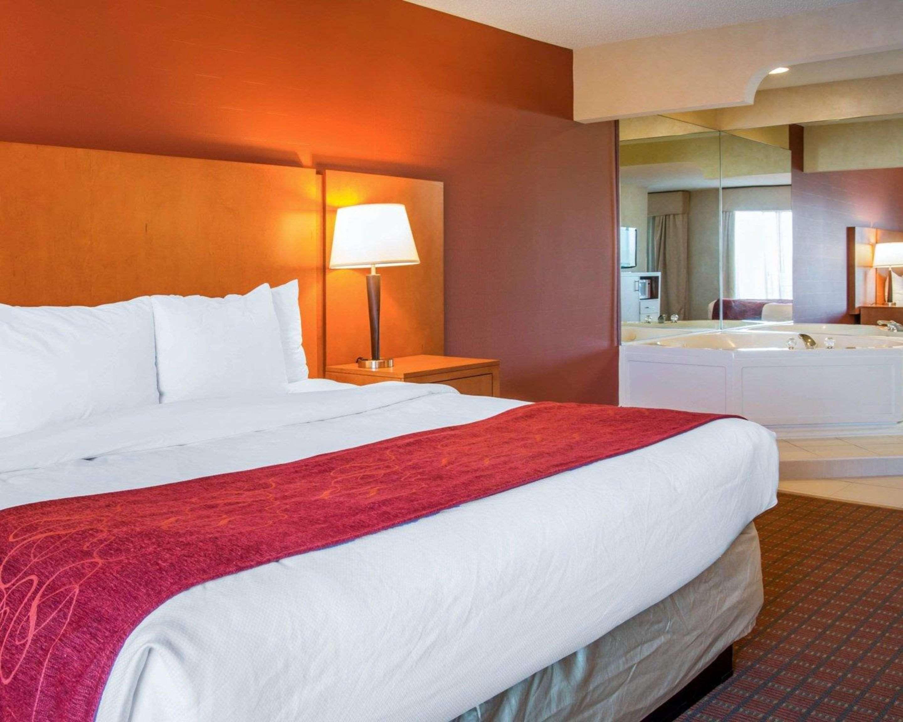 Comfort Suites Auburn Hills-Detroit Екстериор снимка