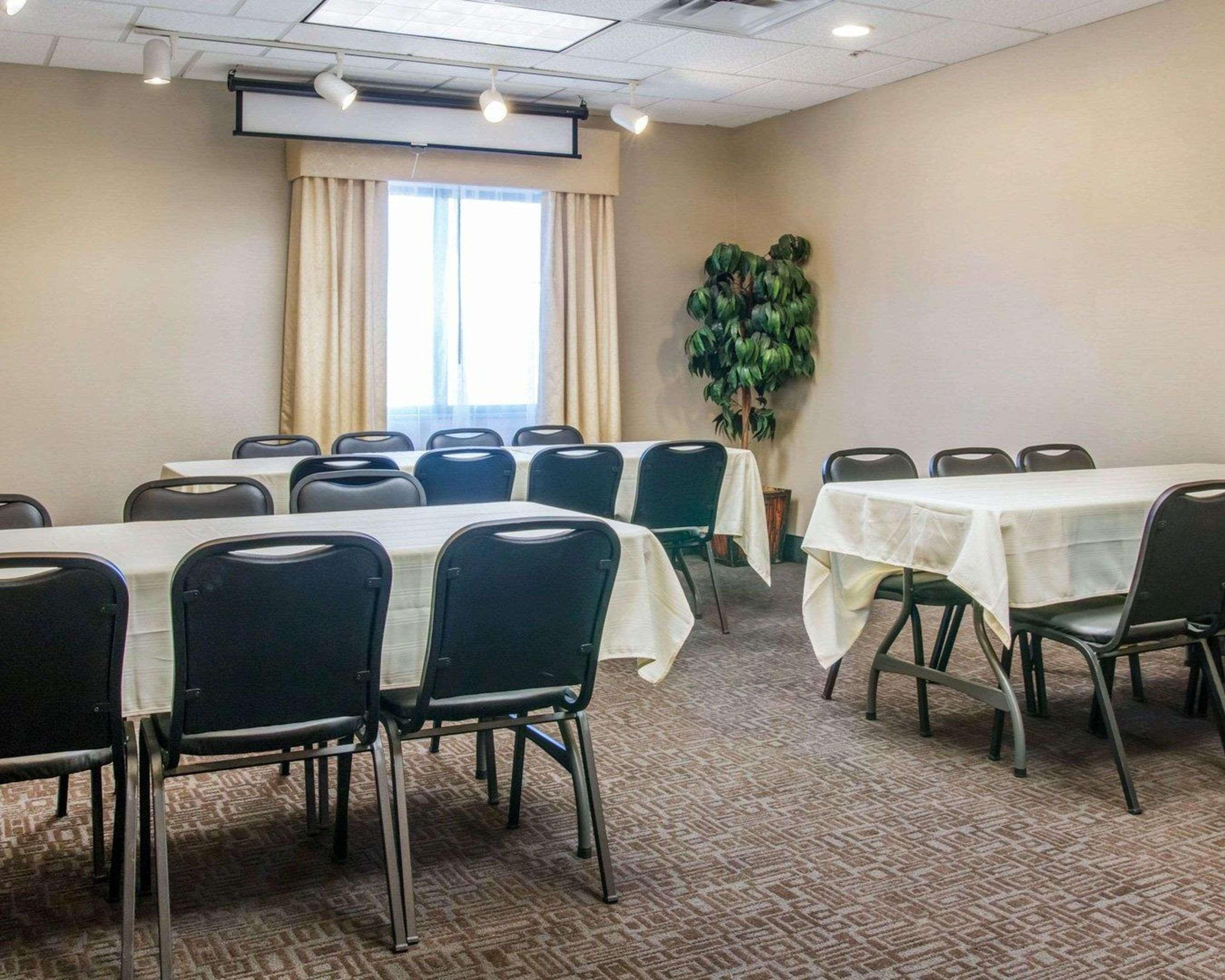 Comfort Suites Auburn Hills-Detroit Екстериор снимка