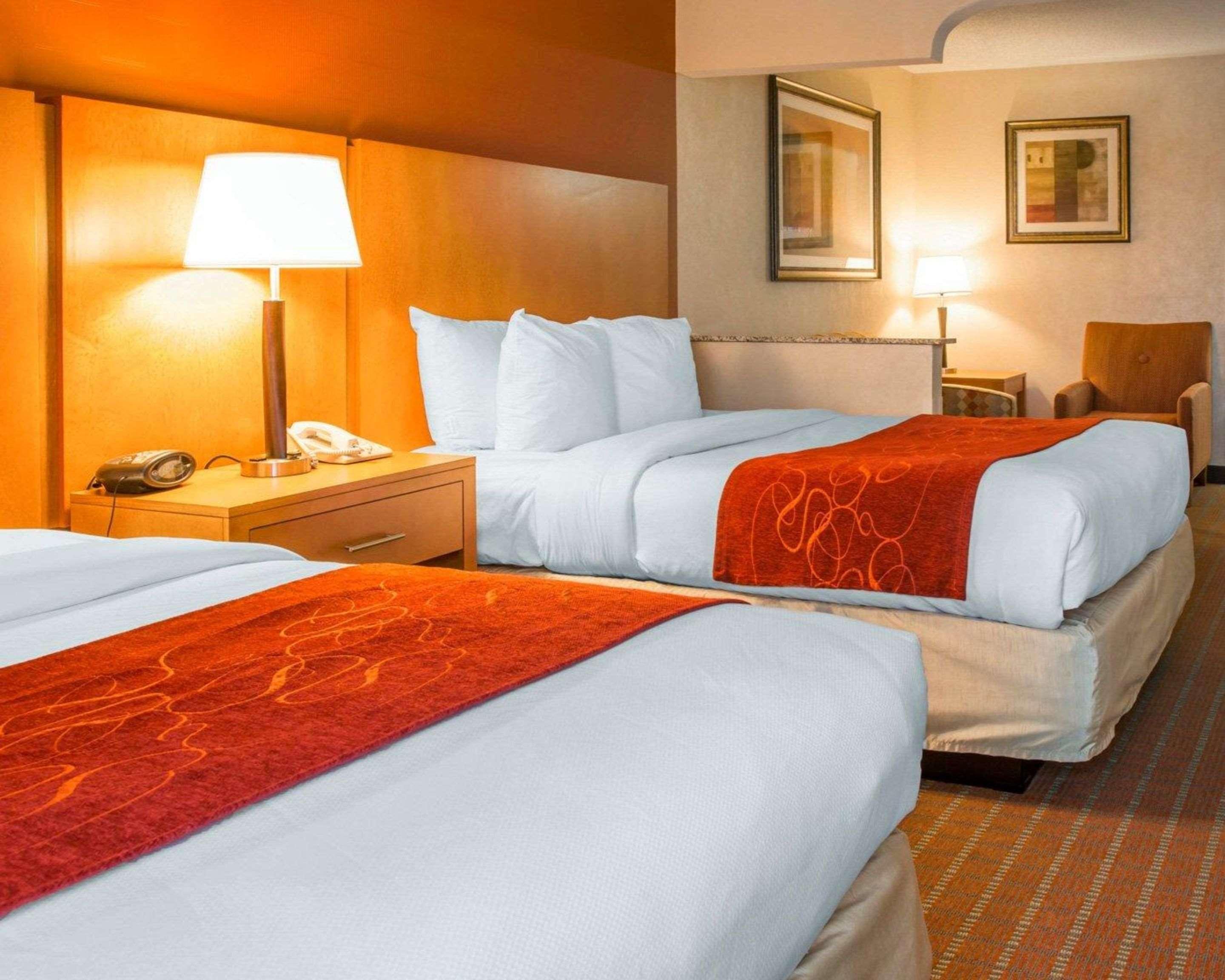 Comfort Suites Auburn Hills-Detroit Екстериор снимка