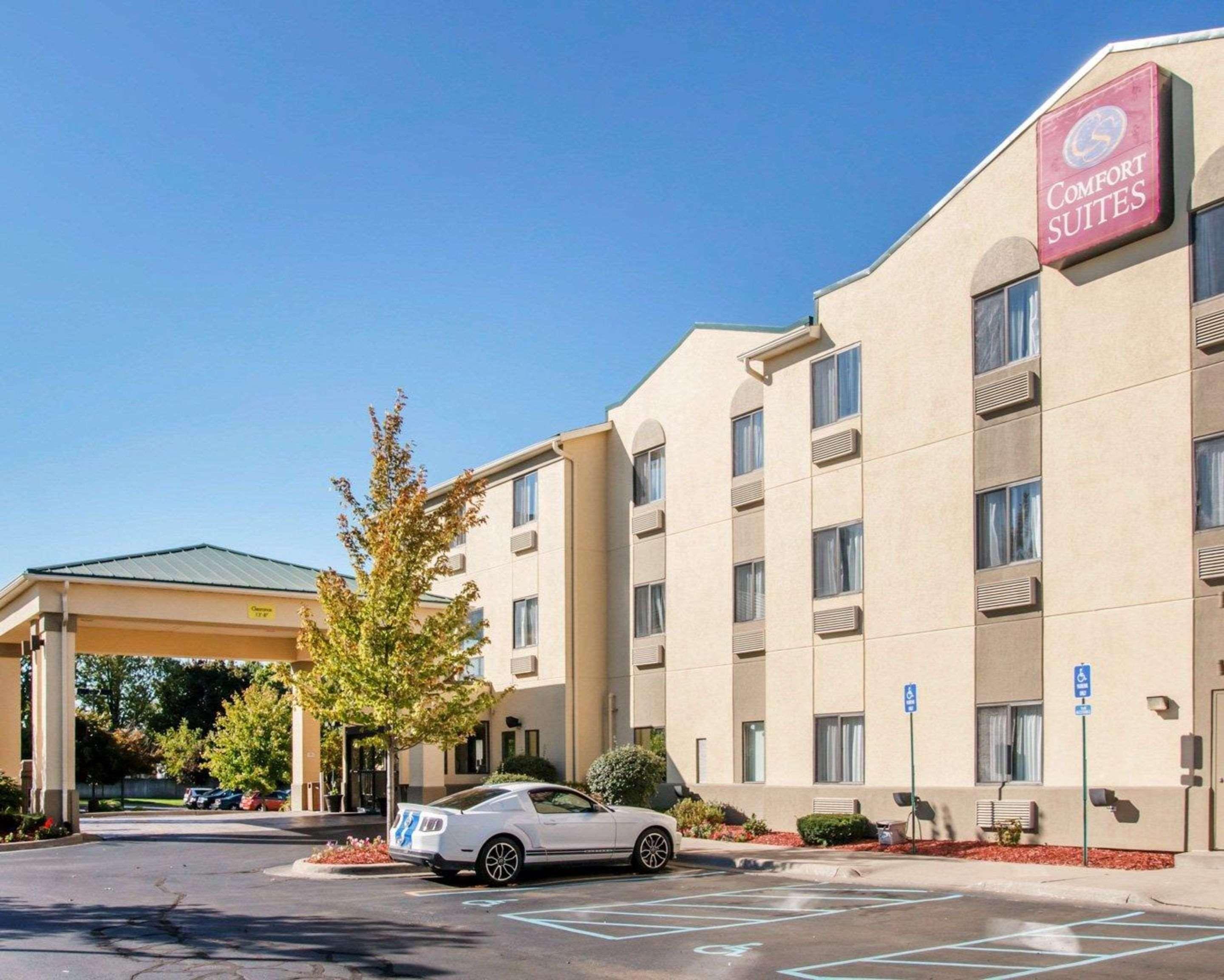 Comfort Suites Auburn Hills-Detroit Екстериор снимка
