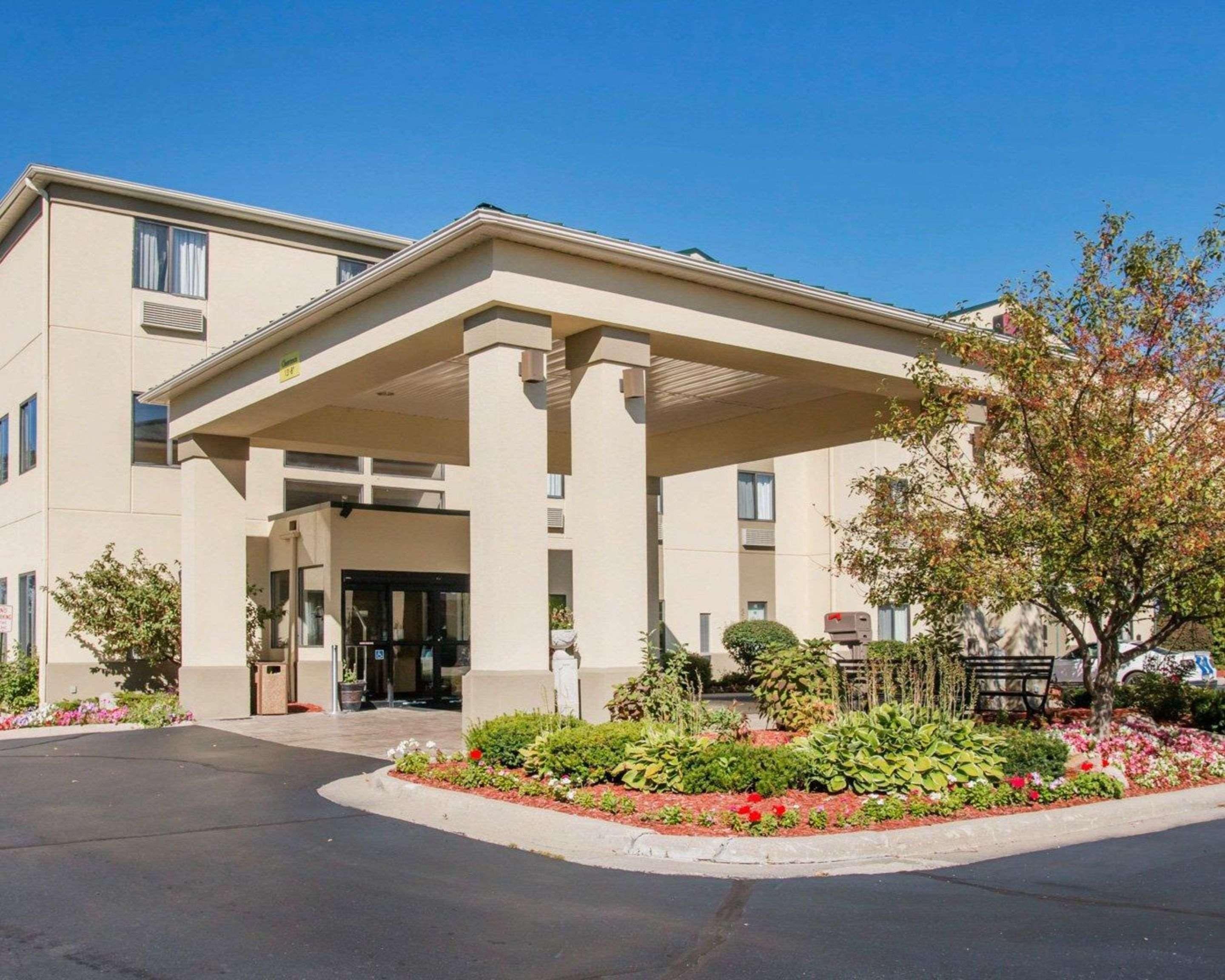 Comfort Suites Auburn Hills-Detroit Екстериор снимка